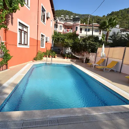 Duygu Spellbinding Sea Views Apartmanhotel Fethiye