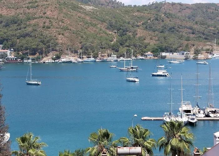 Duygu Spellbinding Sea Views Aparthotel 4*