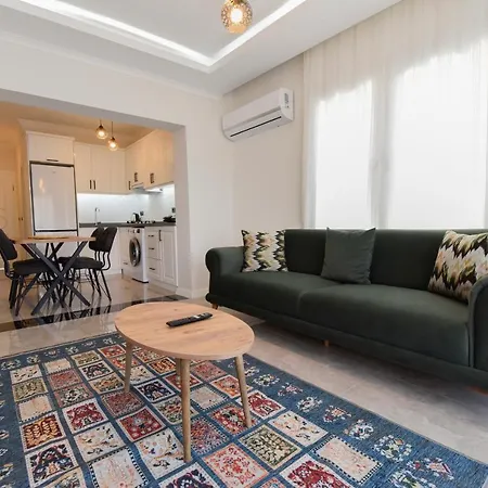 Duygu Spellbinding Sea Views Aparthotel 2*