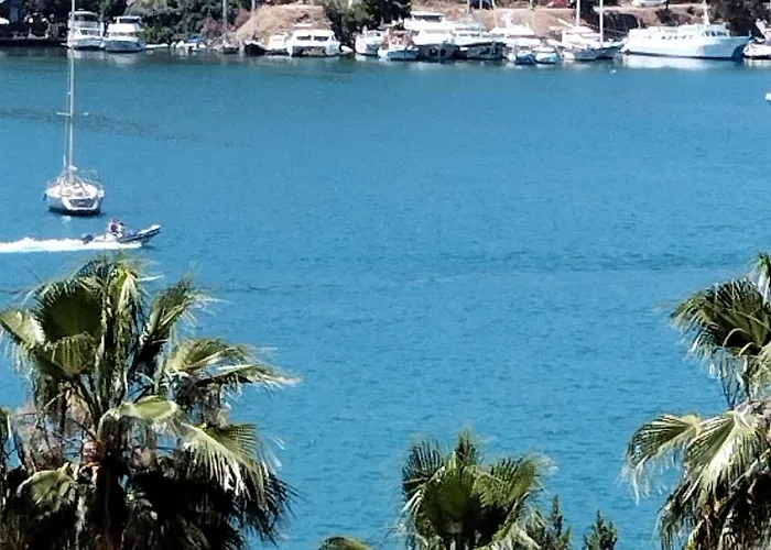 Duygu Spellbinding Sea Views Φετιγιέ